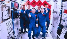 美国航天员爆料新闻视频,独家爆料震撼公开